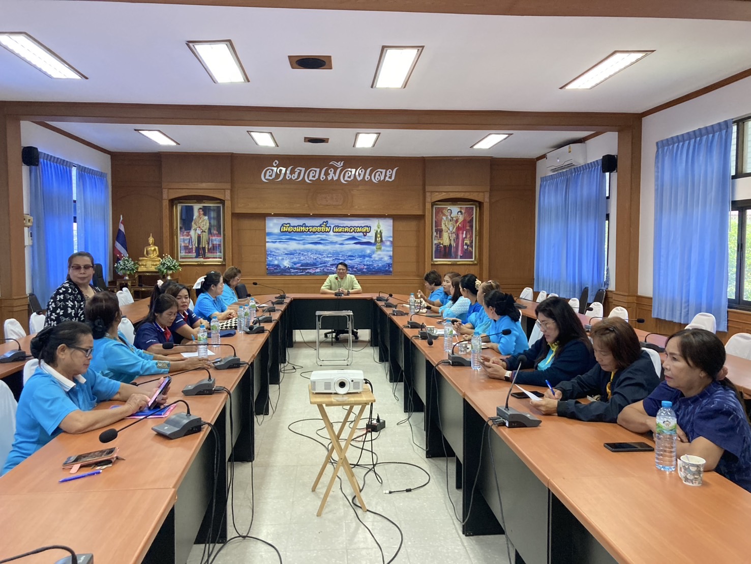 ?สพอ.เมืองเลย...ดำเนินการคัดเลือกคณะกรรมการพัฒนาสตรีอำเภอ (กพสอ.) เมืองเลย